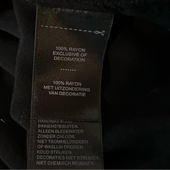 Harley Davidson Micro Skull Print Embroidered Logo Button Down Shirt size Small - Picture 11 of 12